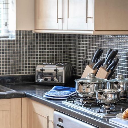 4 Bed Home, Driveway Parking Ideally Located In Latchford, Warrington - Executive St Marys House Esterno foto