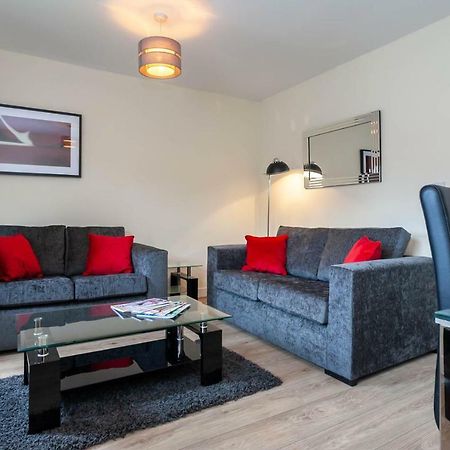 4 Bed Home, Driveway Parking Ideally Located In Latchford, Warrington - Executive St Marys House Esterno foto