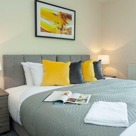 4 Bed Home, Driveway Parking Ideally Located In Latchford, Warrington - Executive St Marys House Esterno foto