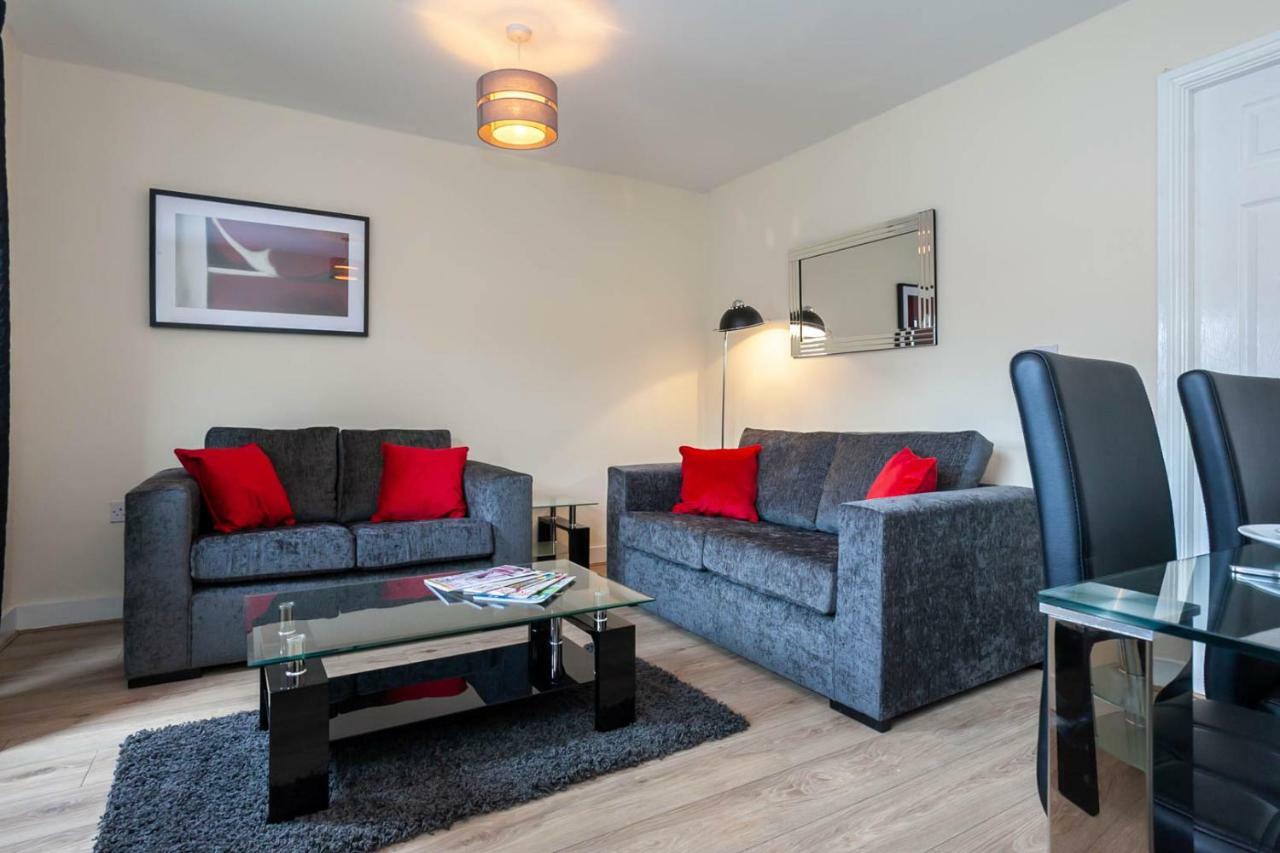 4 Bed Home, Driveway Parking Ideally Located In Latchford, Warrington - Executive St Marys House Esterno foto