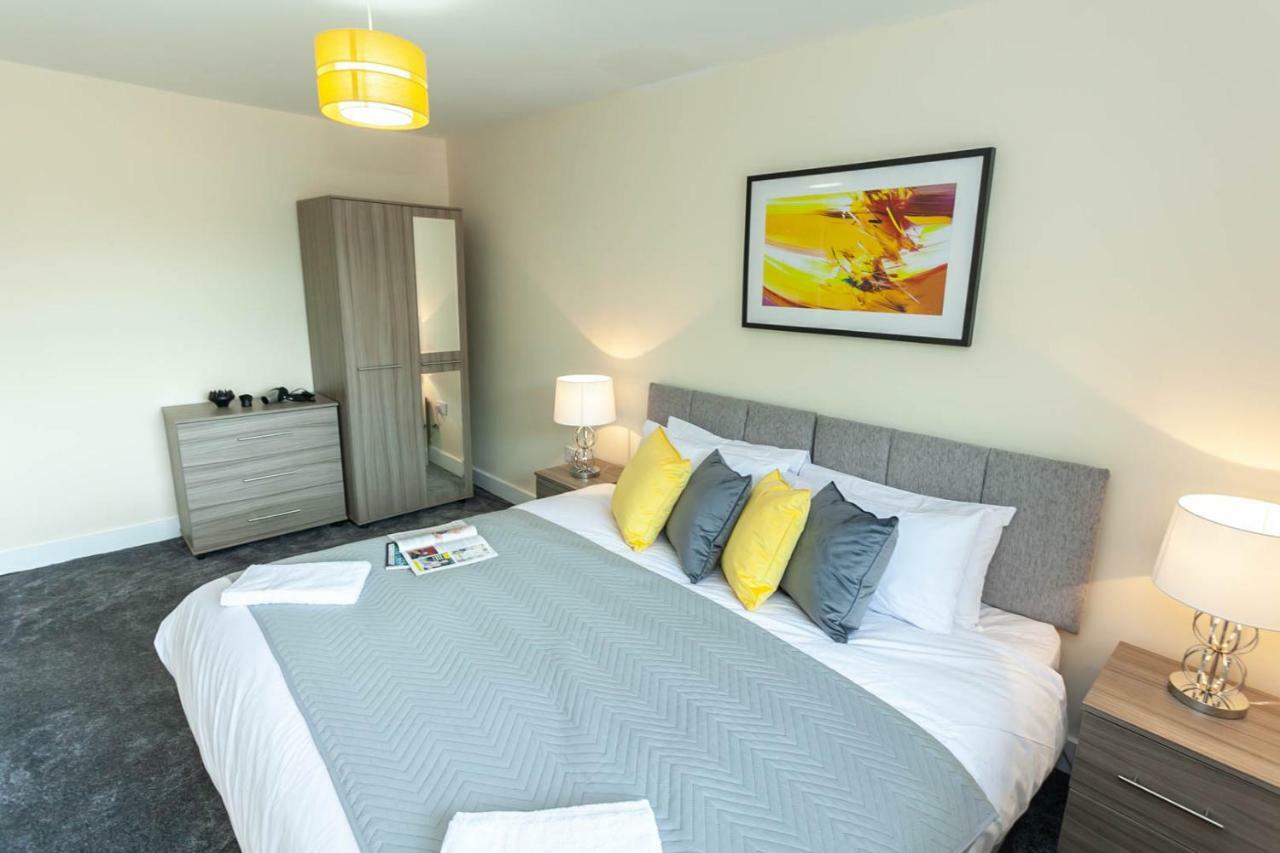 4 Bed Home, Driveway Parking Ideally Located In Latchford, Warrington - Executive St Marys House Esterno foto
